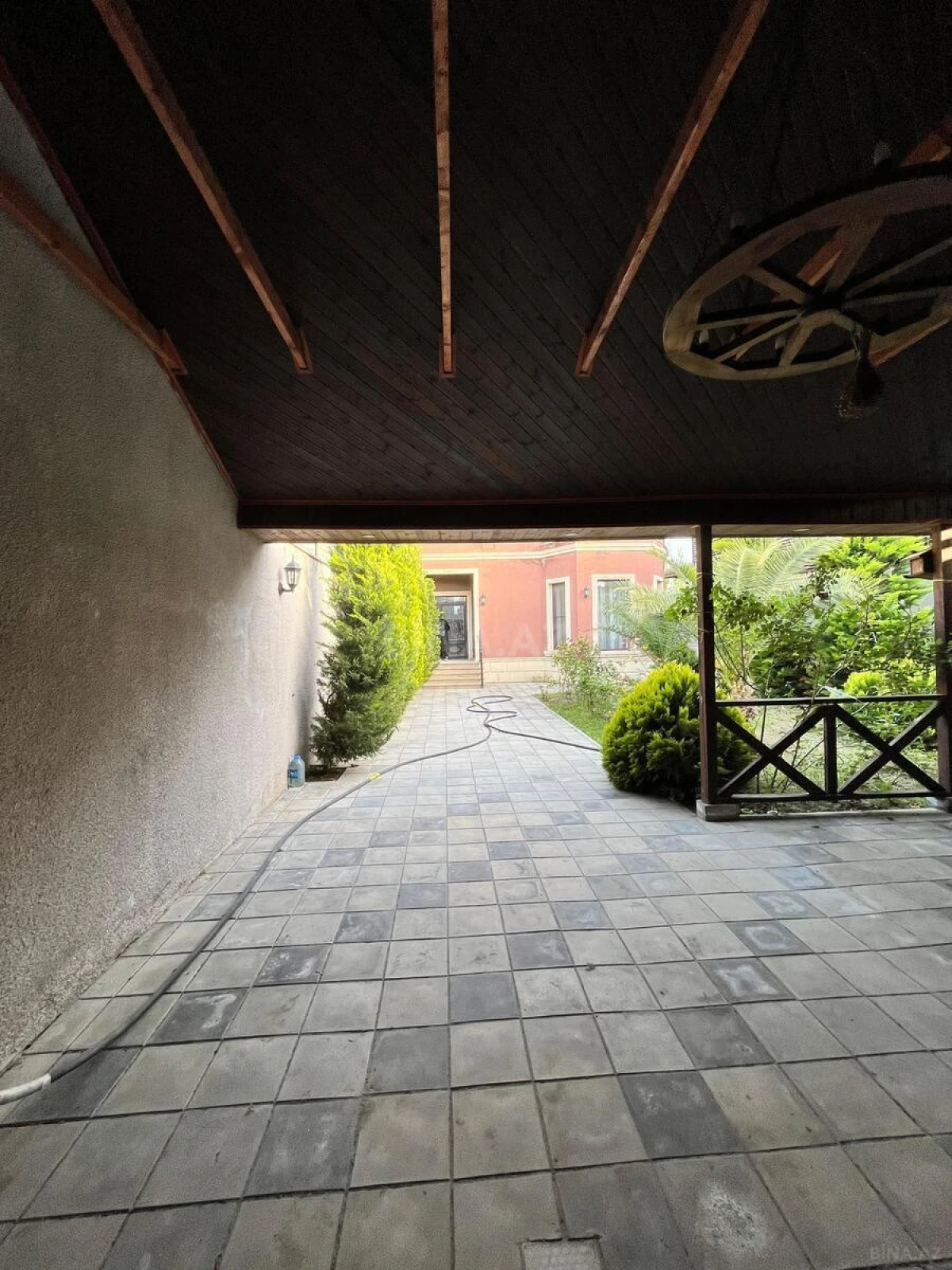 Kirayə verilir 4 otaqlı həyət evi 200 m²