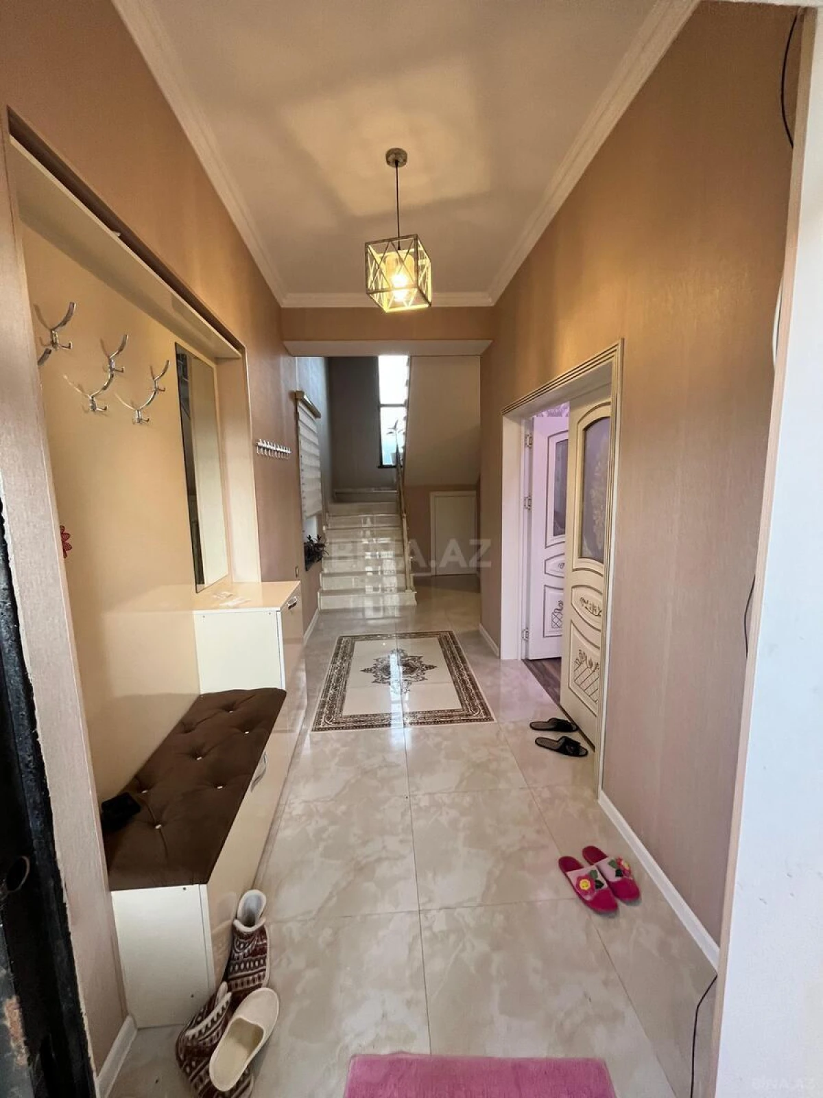 Kirayə verilir 4 otaqlı həyət evi 200 m²