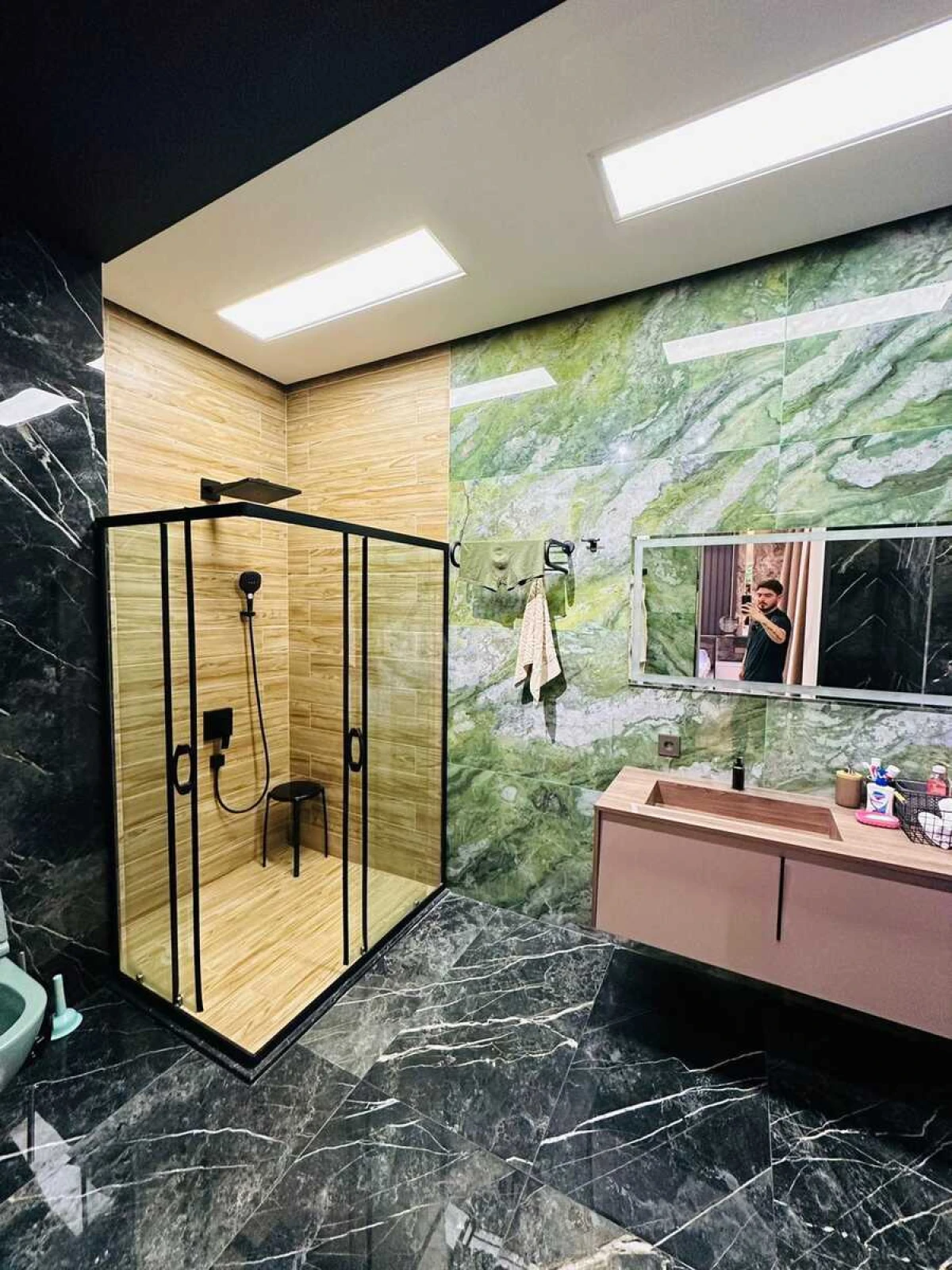 Kirayə verilir 4 otaqlı həyət evi 250 m²