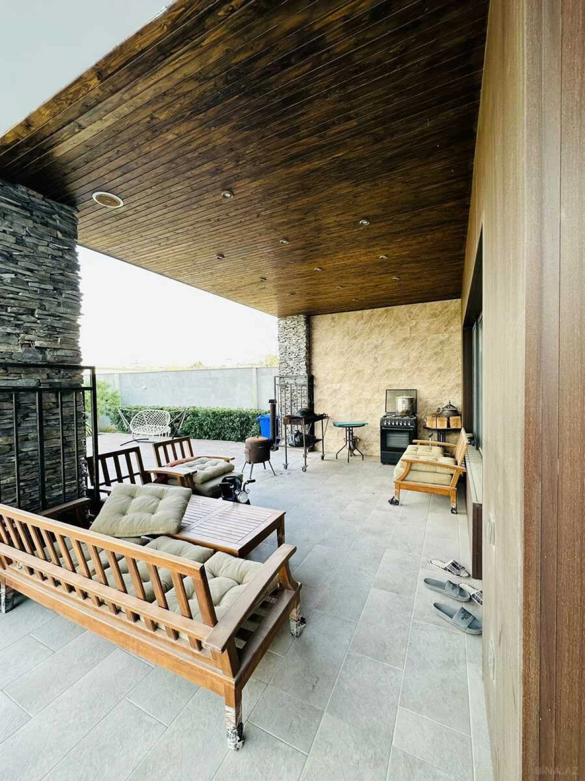 Kirayə verilir 4 otaqlı həyət evi 250 m²