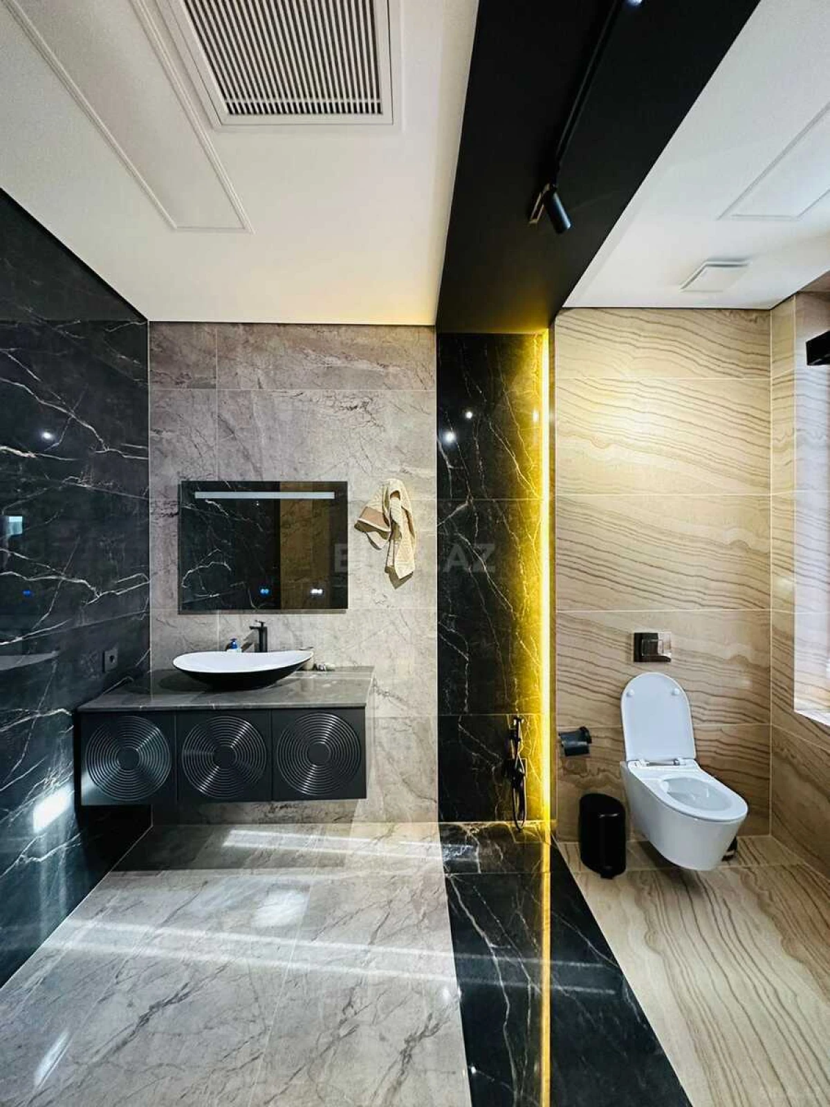 Kirayə verilir 4 otaqlı həyət evi 250 m²