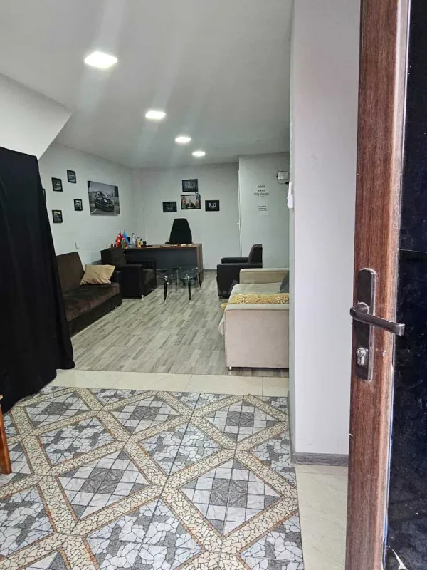 Satılır obyekt 64 m²