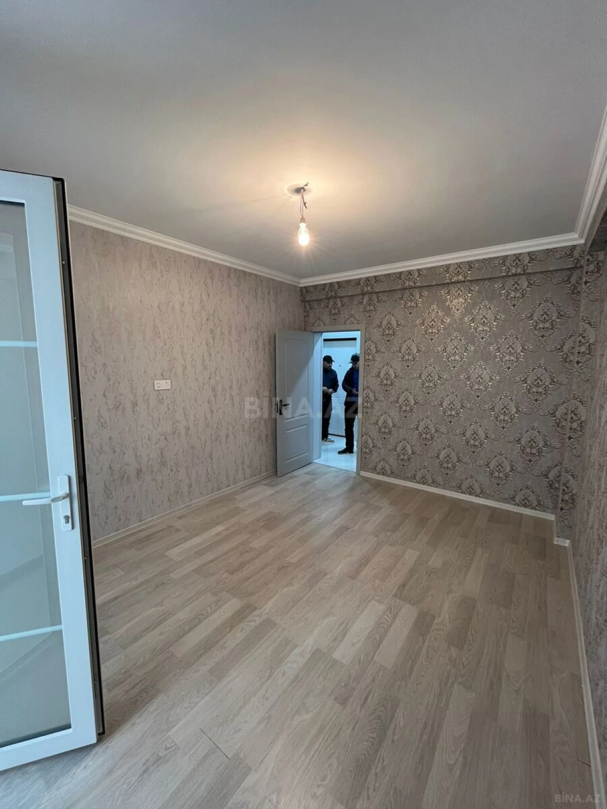 Satılır 2 otaqlı mənzil 56.5 m²
