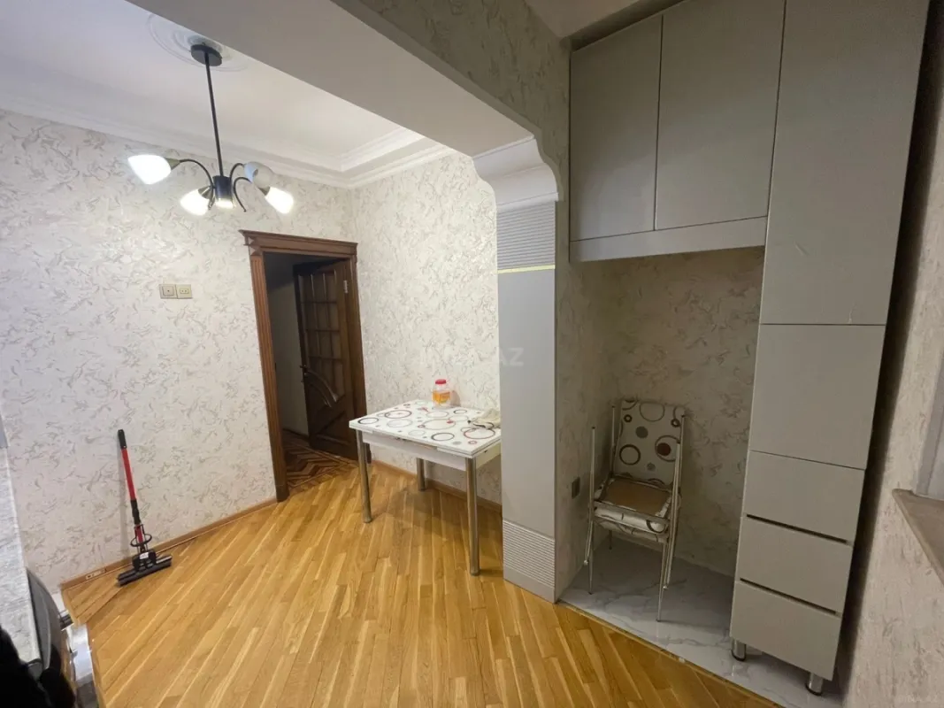 Satılır 3 otaqlı mənzil 80 m²