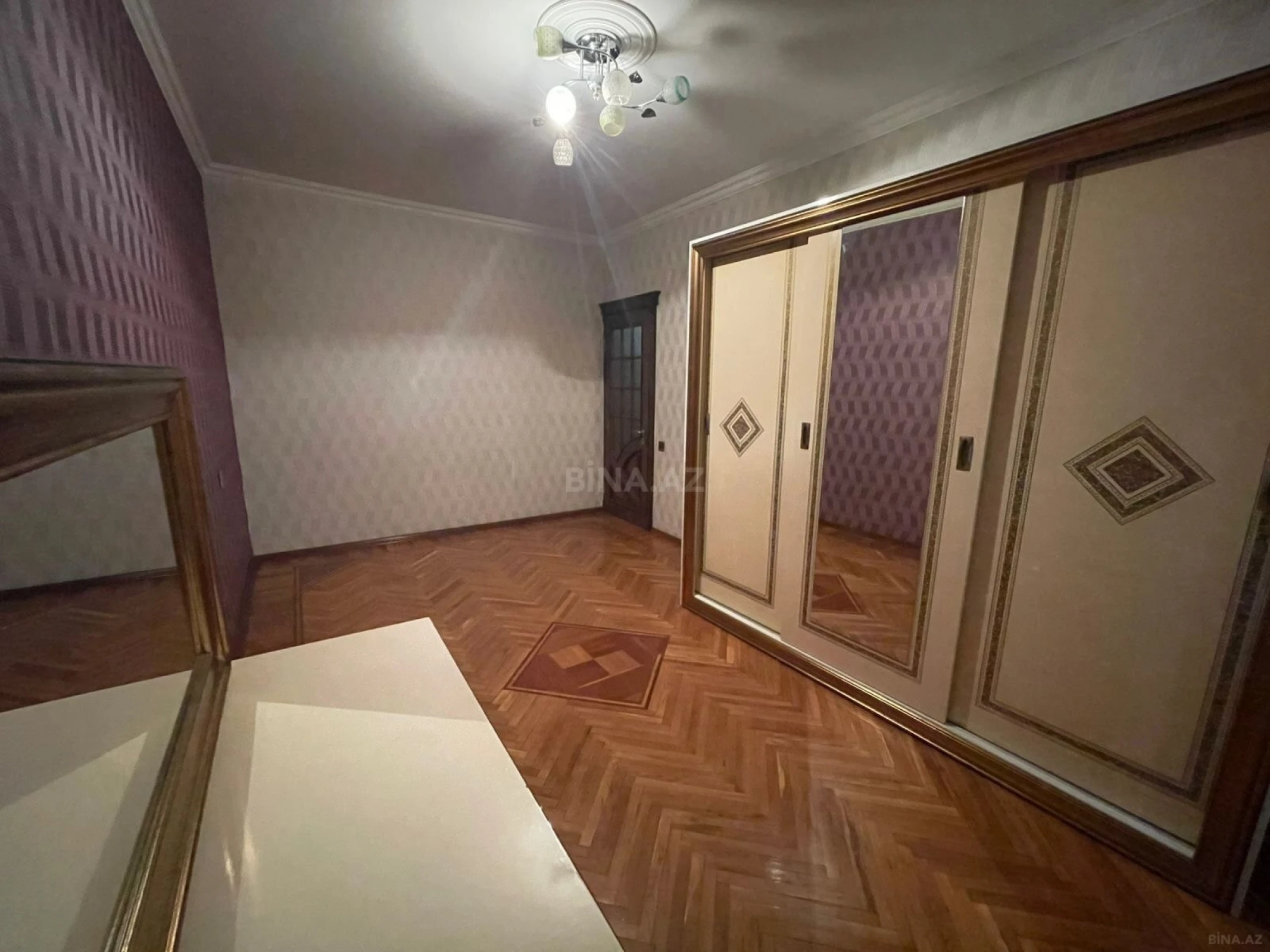 Satılır 3 otaqlı mənzil 80 m²