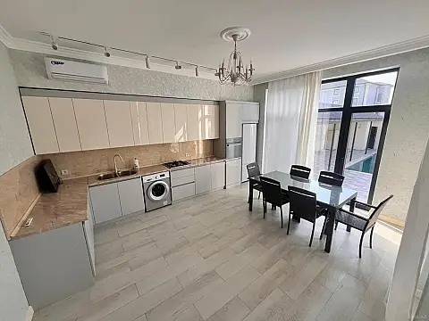 Kirayə verilir 4 otaqlı həyət evi 150 m²