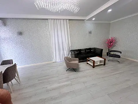 Kirayə verilir 4 otaqlı həyət evi 150 m²