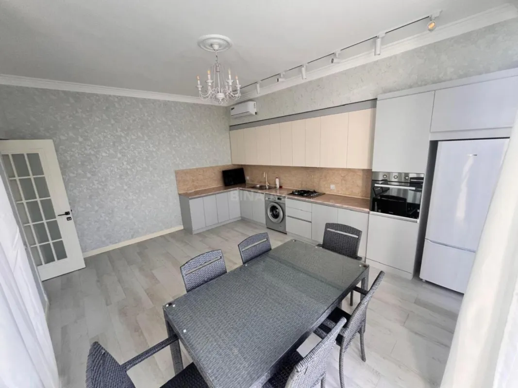 Kirayə verilir 4 otaqlı həyət evi 150 m²