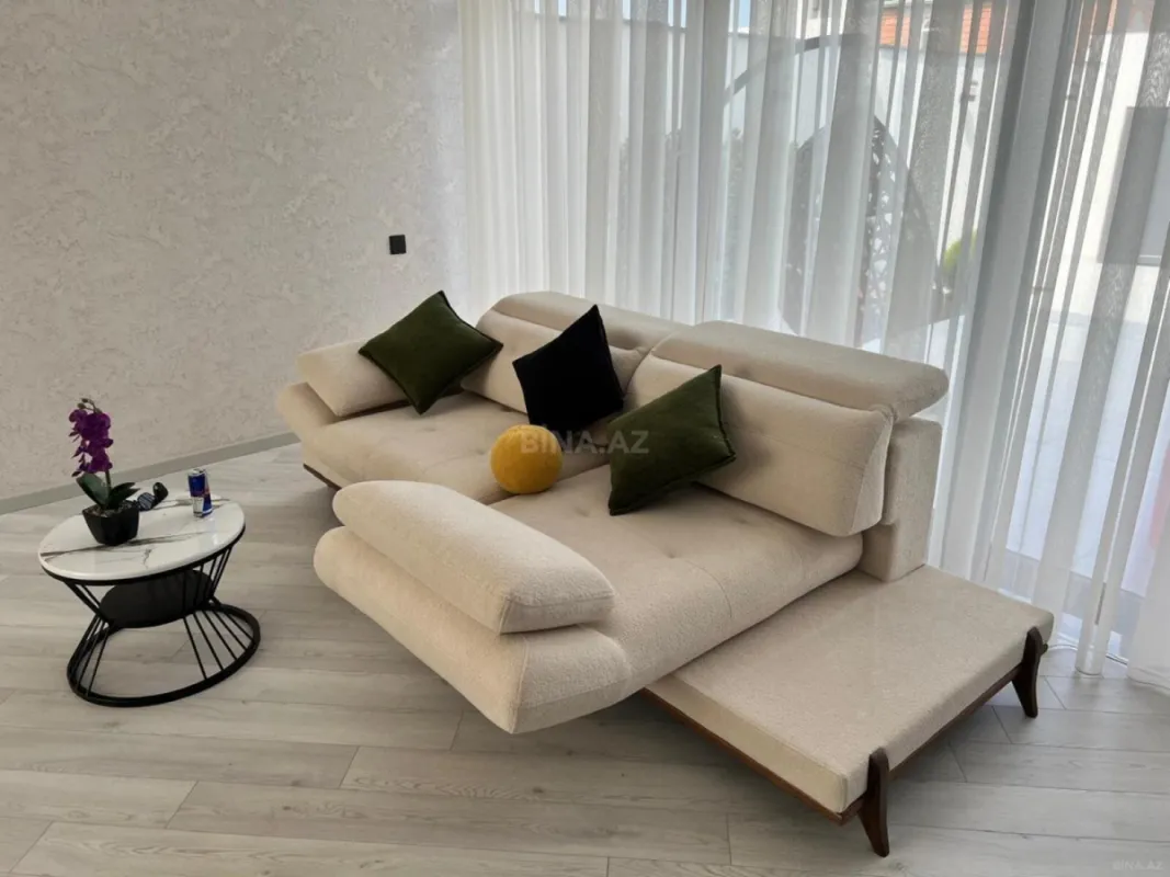 Kirayə verilir 4 otaqlı həyət evi 360 m²
