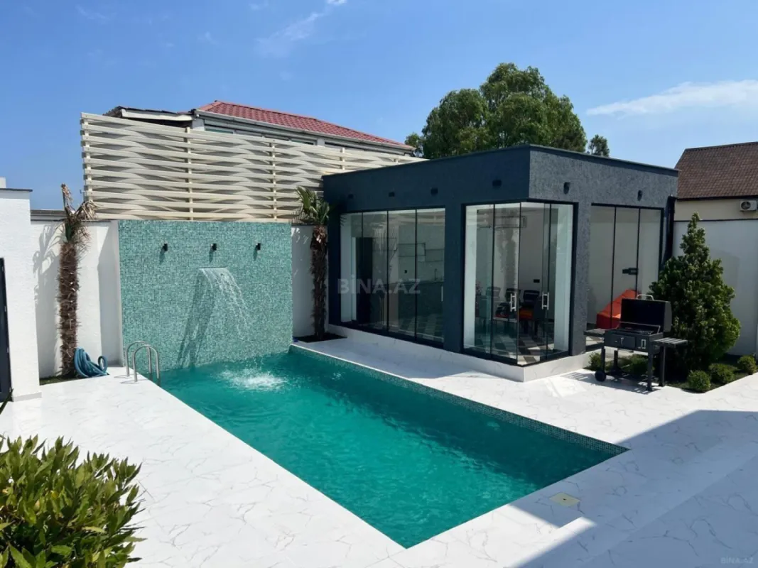 Kirayə verilir 4 otaqlı həyət evi 360 m²