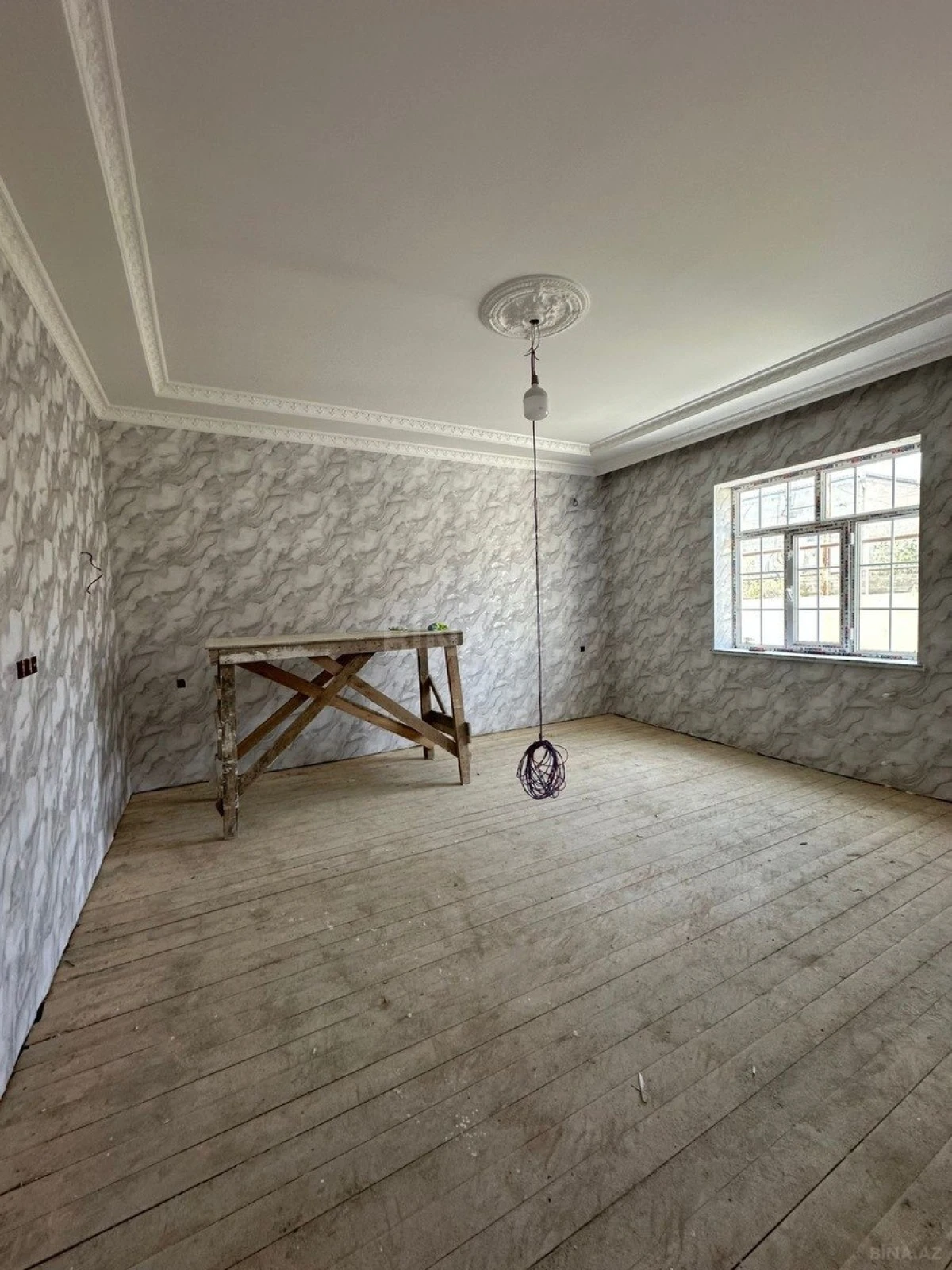 Satılır 4 otaqlı həyət evi 140 m²