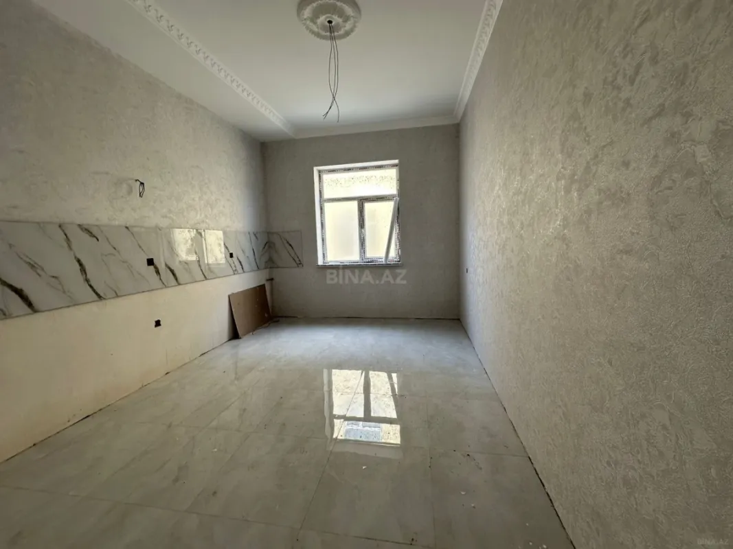 Satılır 4 otaqlı həyət evi 140 m²