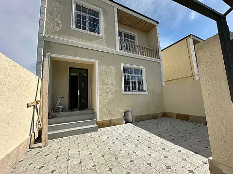 Satılır 4 otaqlı həyət evi 140 m² — Xırdalan 4 otaq 140.00 m²