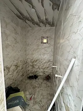 Satılır 6 otaqlı həyət evi 180 m²