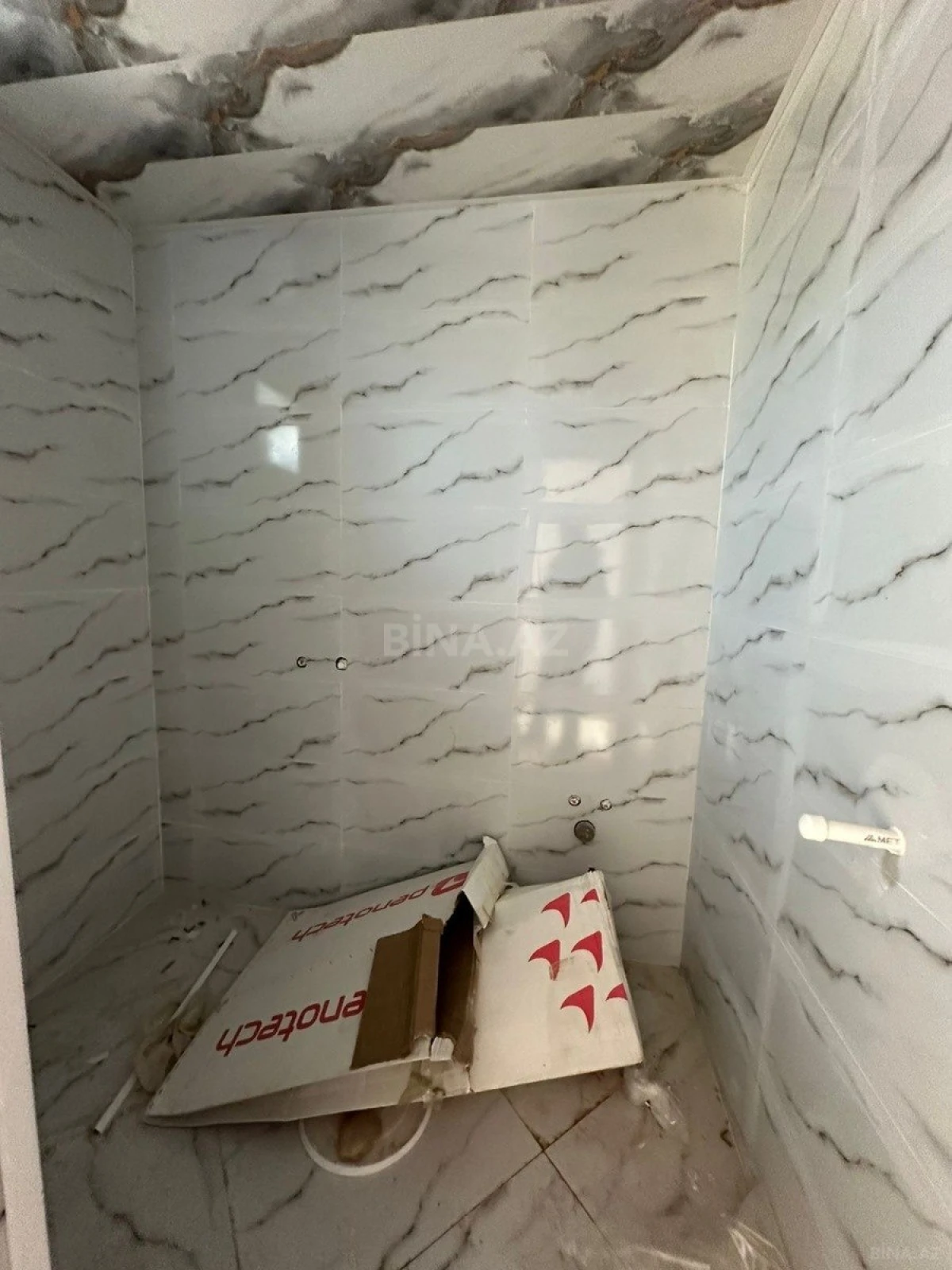 Satılır 6 otaqlı həyət evi 180 m²