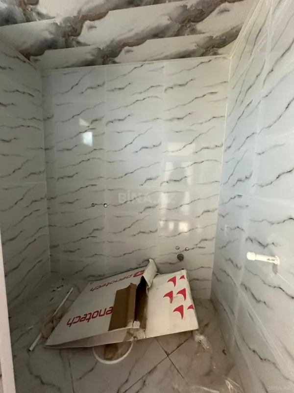 Satılır 6 otaqlı həyət evi 180 m²