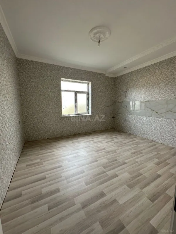 Satılır 6 otaqlı həyət evi 180 m²