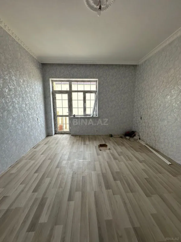 Satılır 6 otaqlı həyət evi 180 m²