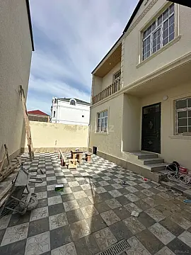 Satılır 6 otaqlı həyət evi 180 m² — Xırdalan 6 otaq 180.00 m²