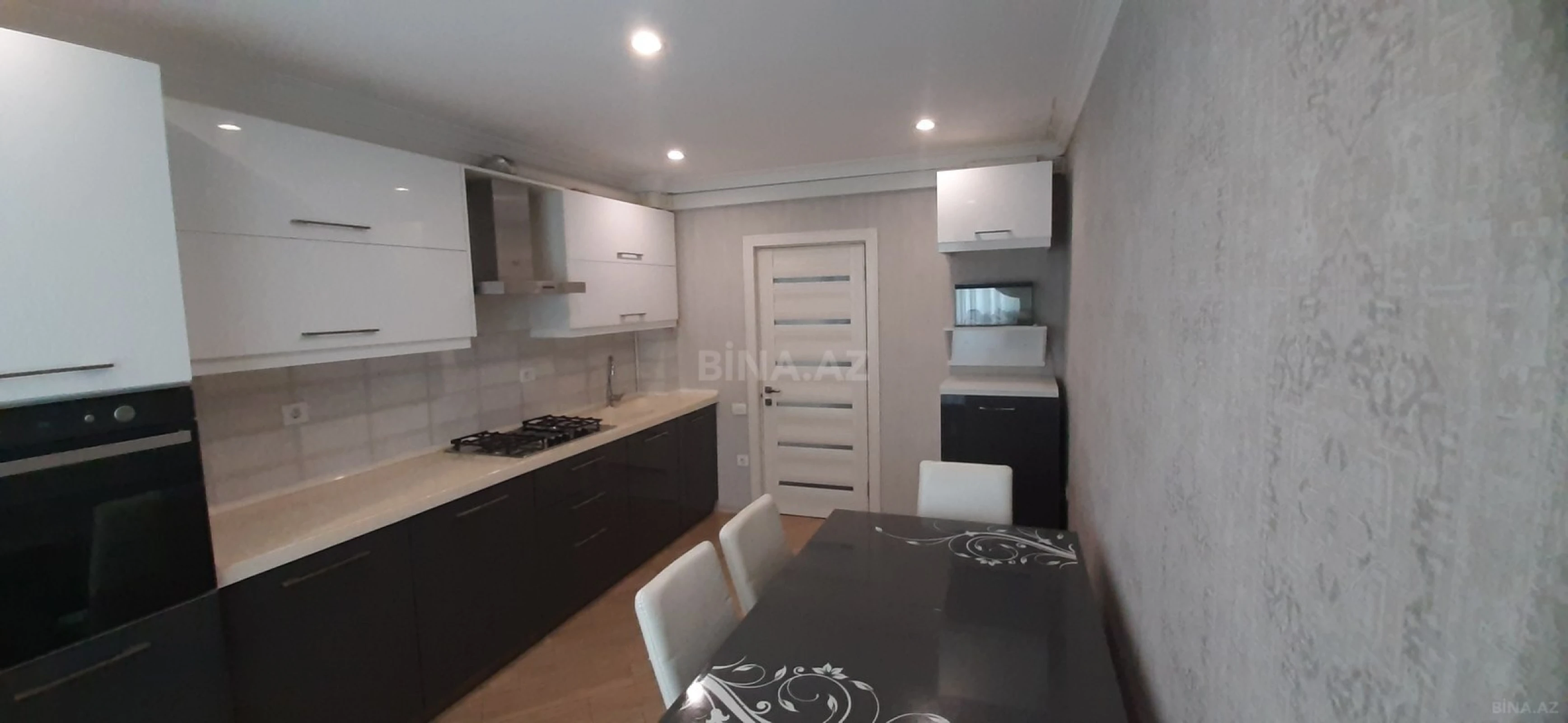 Satılır 3 otaqlı mənzil 70 m²