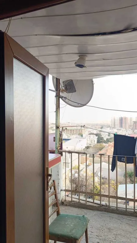 Satılır 2 otaqlı mənzil 30 m²