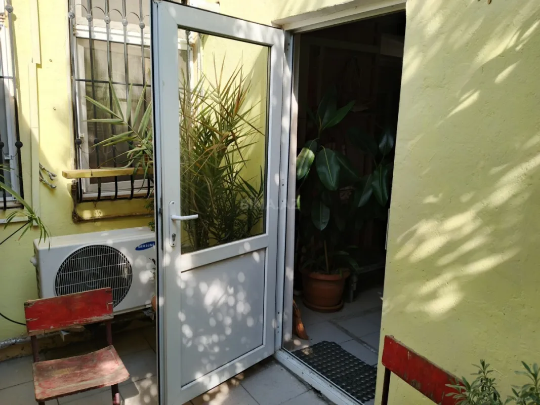 Satılır 4 otaqlı həyət evi 115 m²