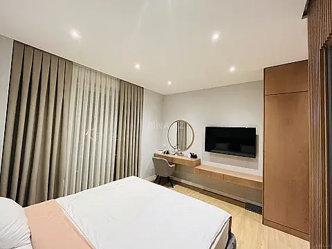 Satılır 3 otaqlı mənzil 148.5 m²