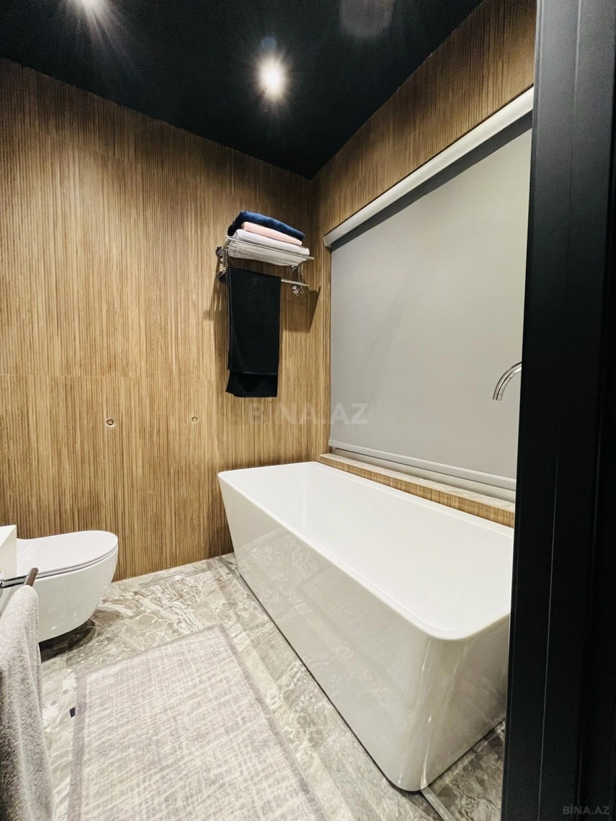 Satılır 3 otaqlı mənzil 148.5 m²