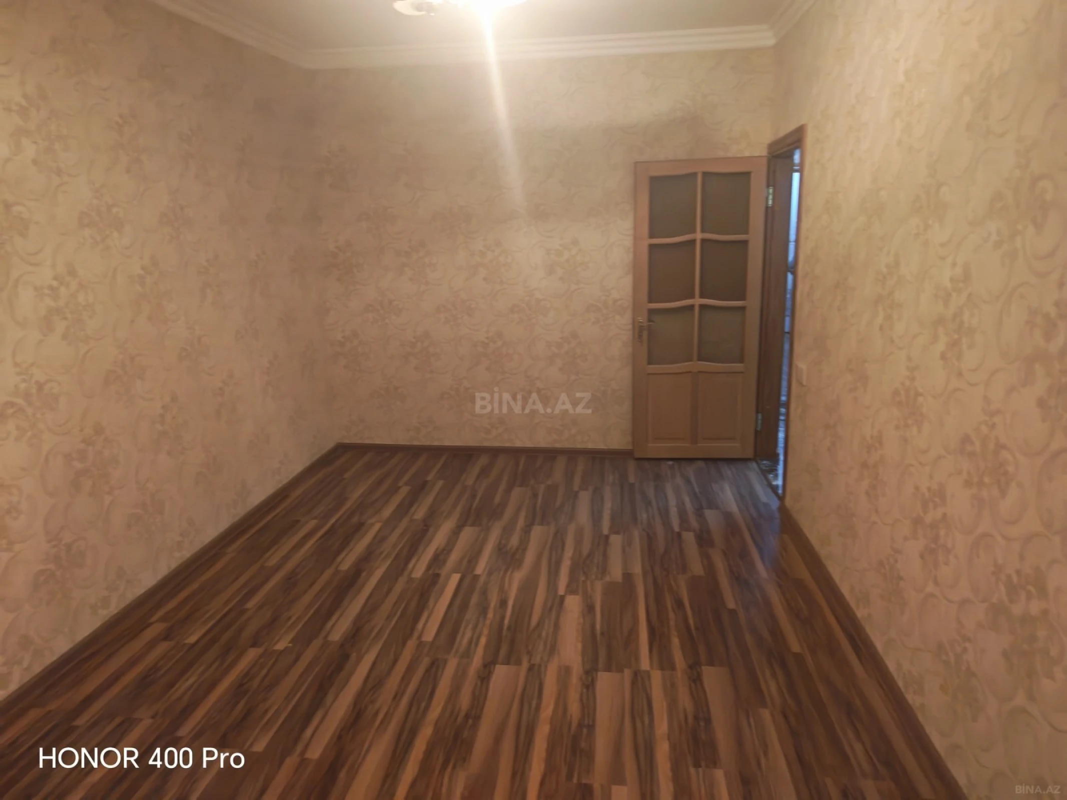 Kirayə verilir 2 otaqlı mənzil 60 m²