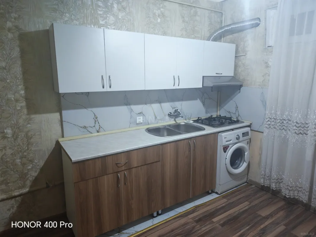 Kirayə verilir 2 otaqlı mənzil 60 m²