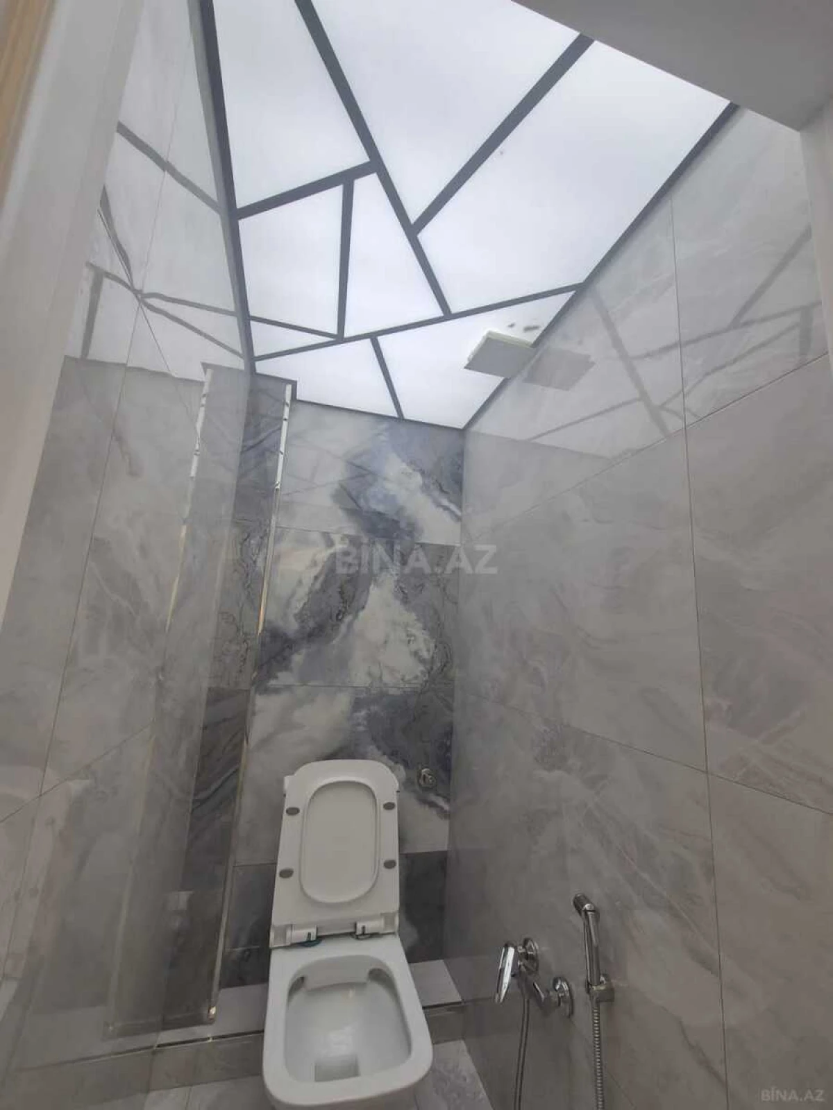 Satılır 3 otaqlı mənzil 85 m²