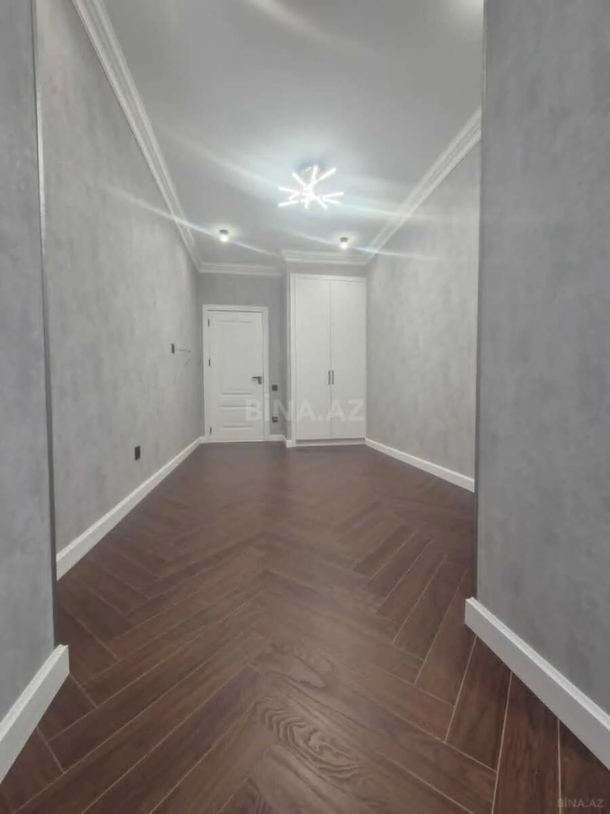 Satılır 3 otaqlı mənzil 85 m²