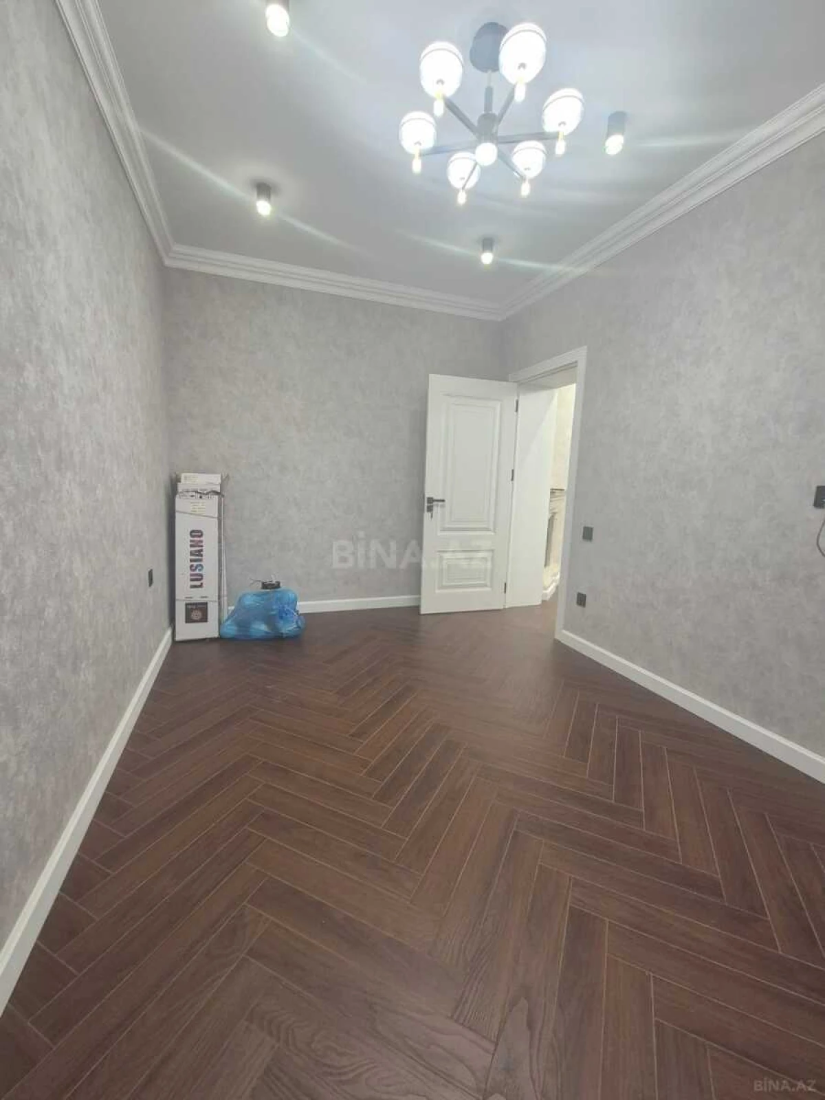 Satılır 3 otaqlı mənzil 85 m²