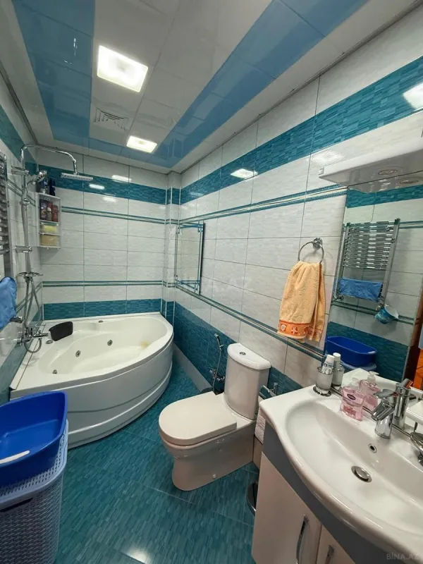 Satılır 3 otaqlı mənzil 120 m²