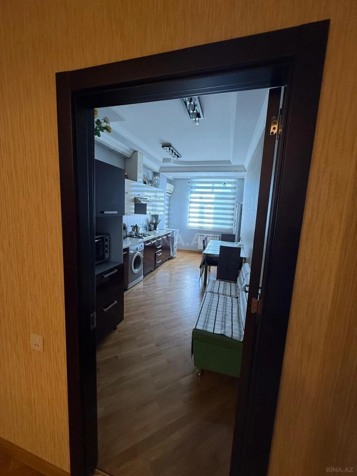 Satılır 3 otaqlı mənzil 120 m²