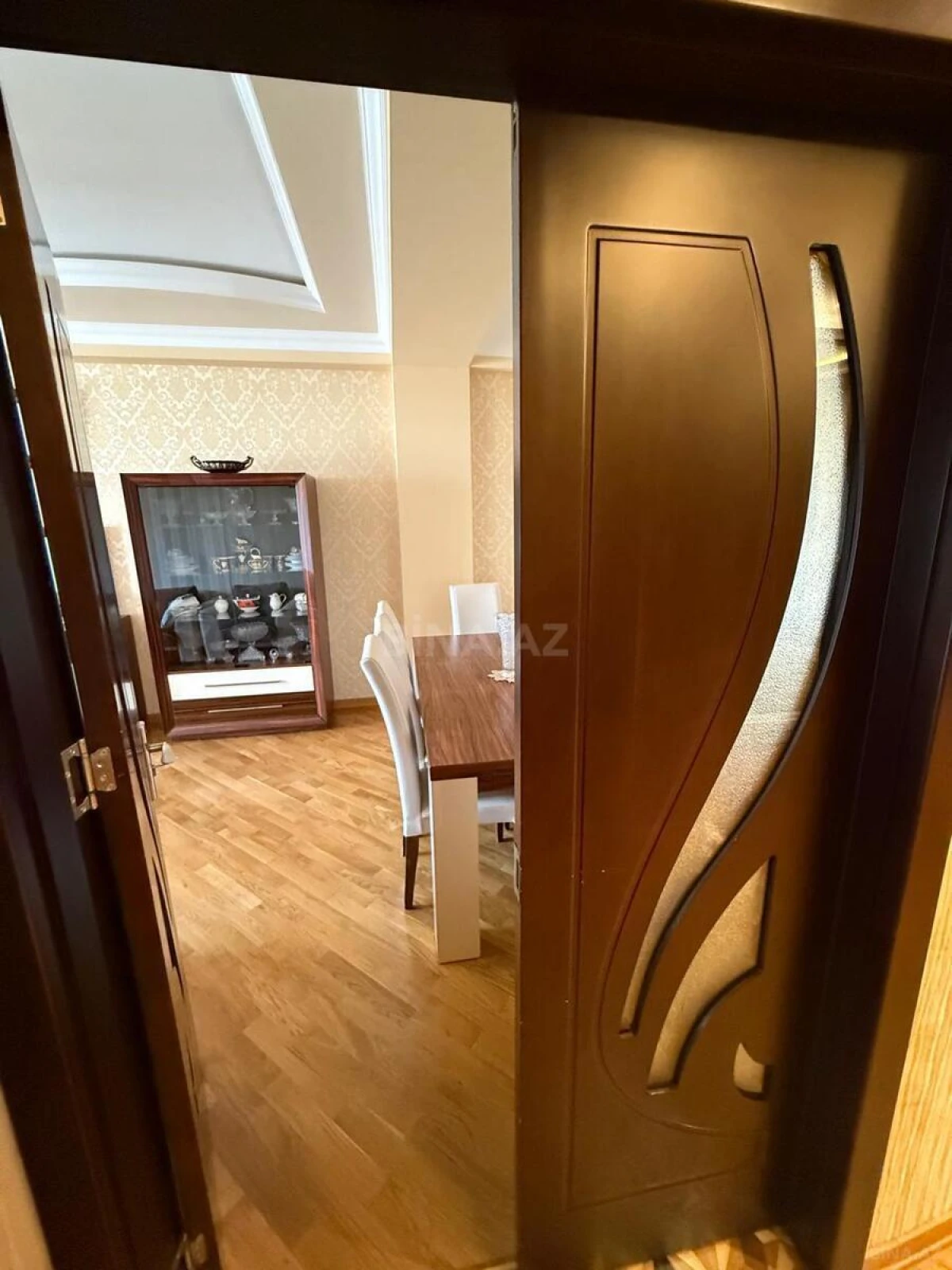 Satılır 3 otaqlı mənzil 120 m²