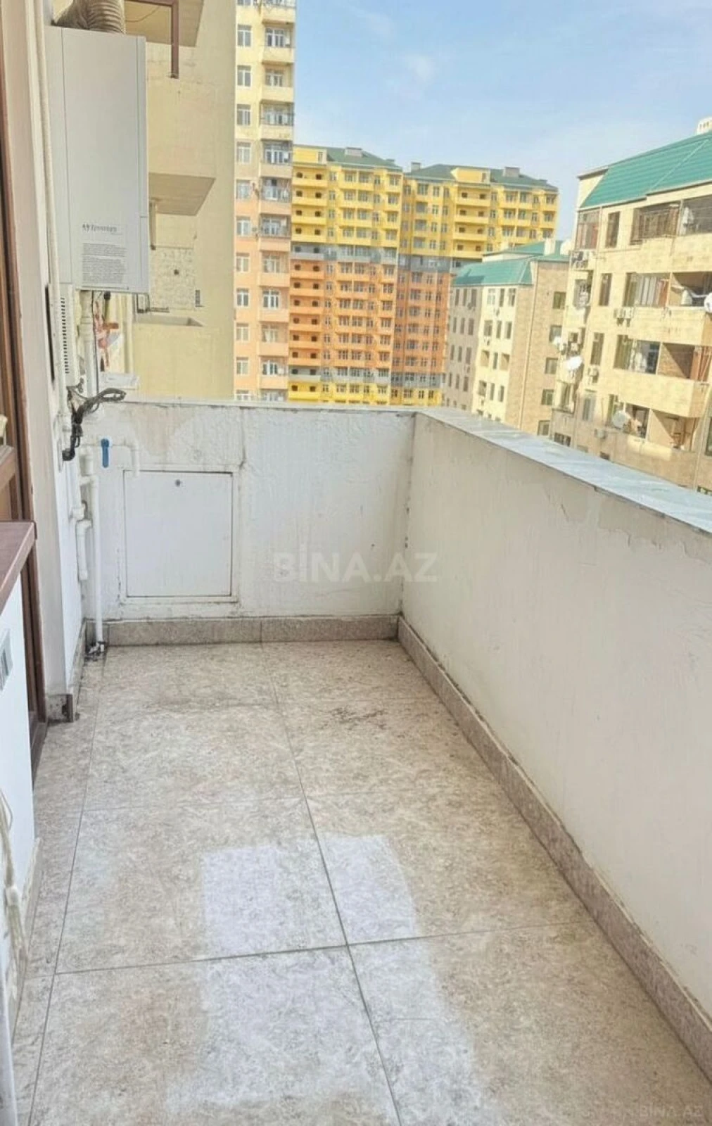 Satılır 2 otaqlı mənzil 65 m²
