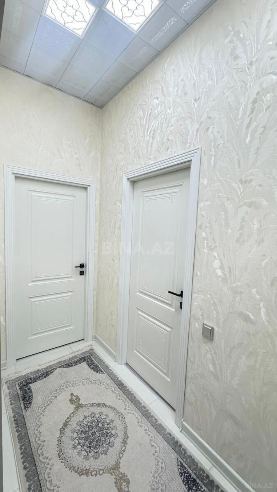 Satılır 2 otaqlı mənzil 65 m²