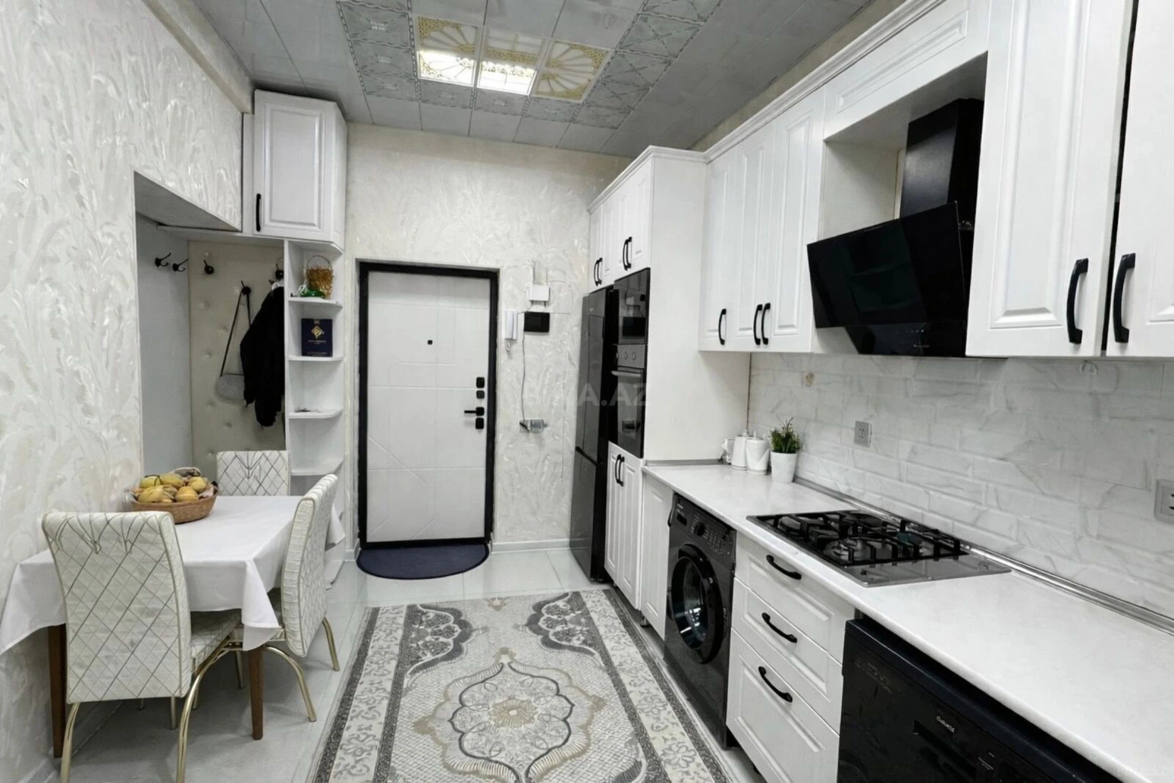 Satılır 2 otaqlı mənzil 65 m²