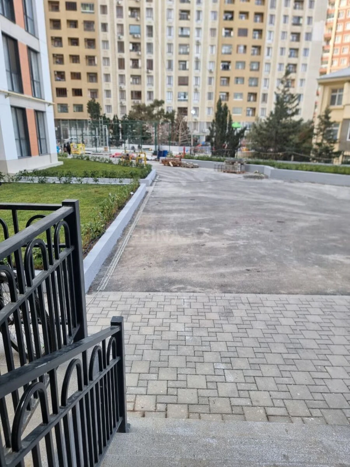 Kirayə verilir 1 otaqlı mənzil 45 m²