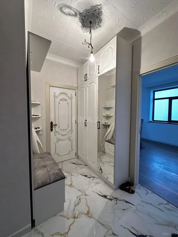 Satılır 3 otaqlı mənzil 83 m²