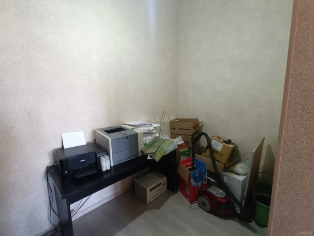 Kirayə verilir 3 otaqlı ofis 104 m²