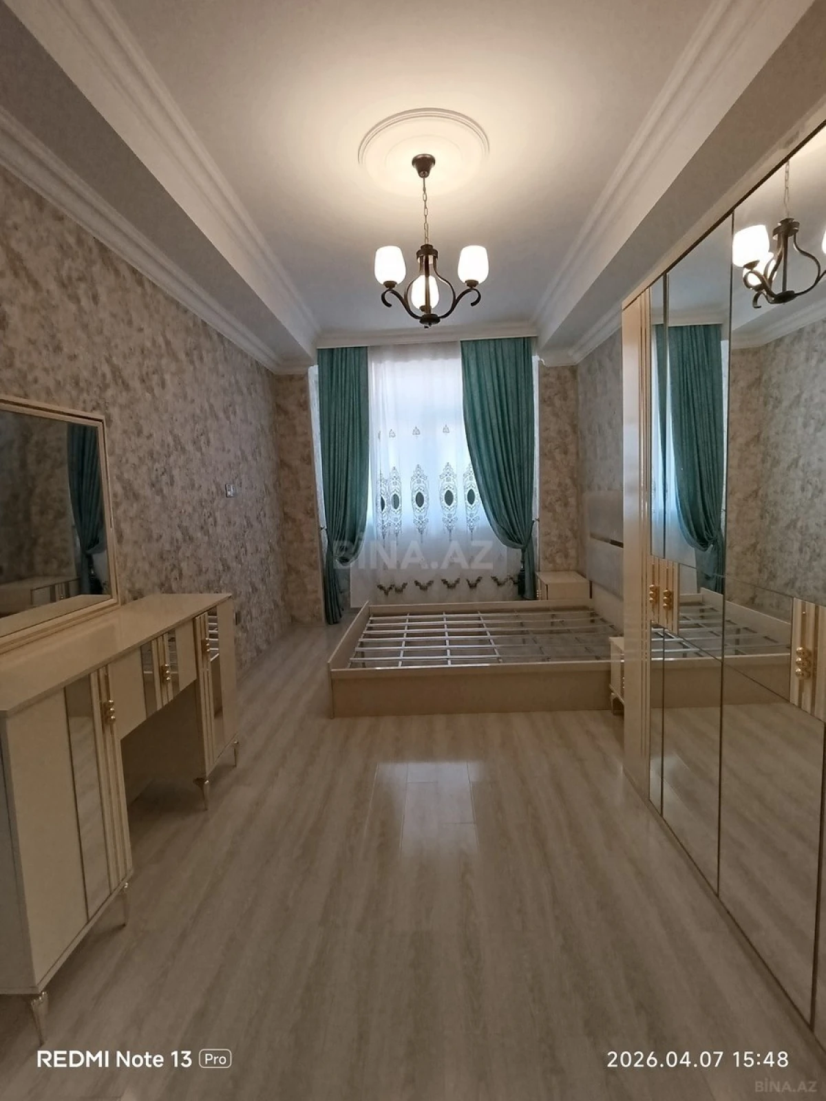 Satılır 2 otaqlı mənzil 80 m²