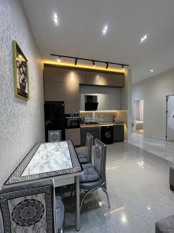 Kirayə verilir 5 otaqlı həyət evi 300 m²