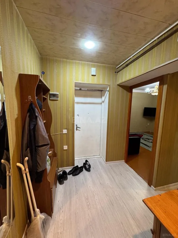 Kirayə verilir 2 otaqlı mənzil 65 m²