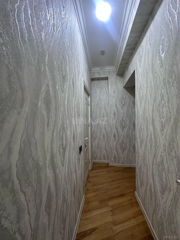 Satılır 3 otaqlı mənzil 107 m²