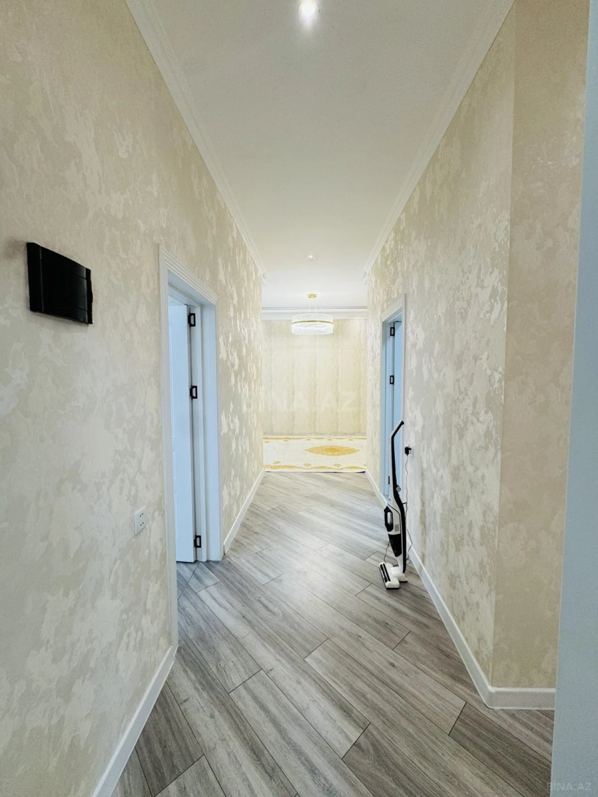 Satılır 6 otaqlı həyət evi 220 m²