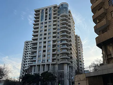 Satılır 2 otaqlı mənzil 87 m² — Bakı 2 otaq 87.00 m²
