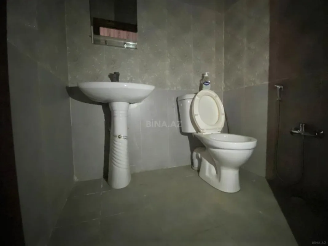 Satılır 2 otaqlı mənzil 87 m²