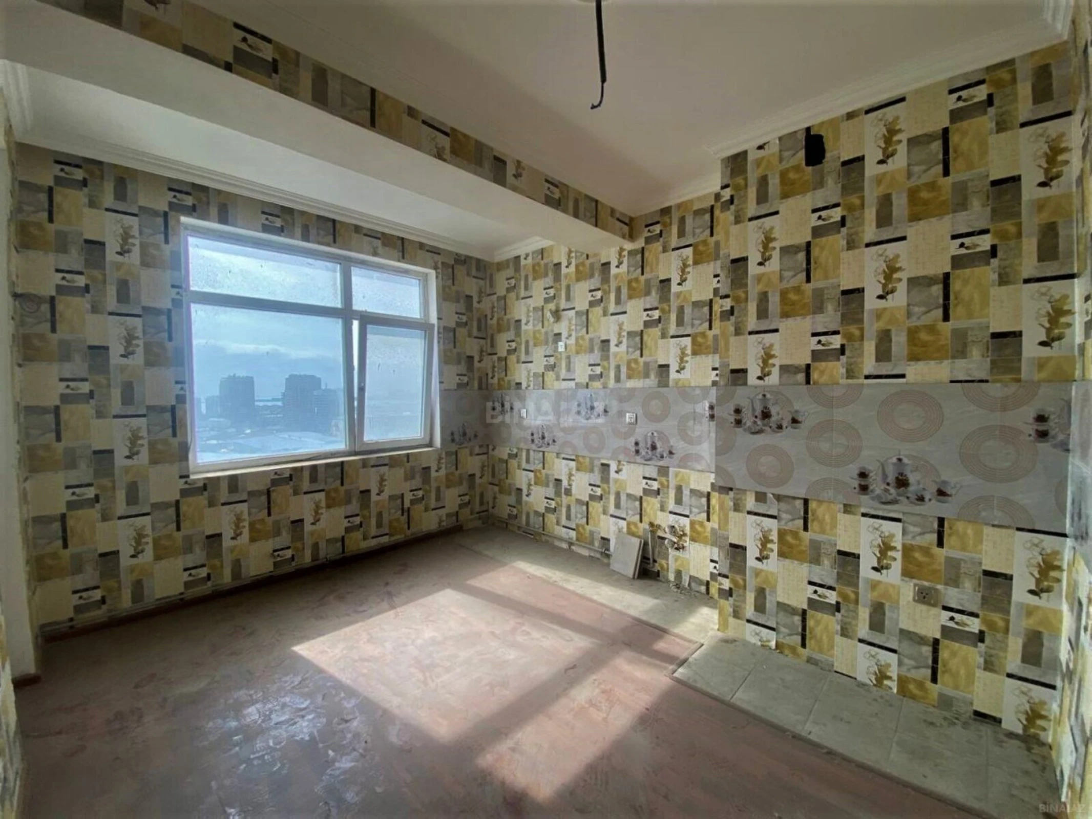 Satılır 2 otaqlı mənzil 87 m²
